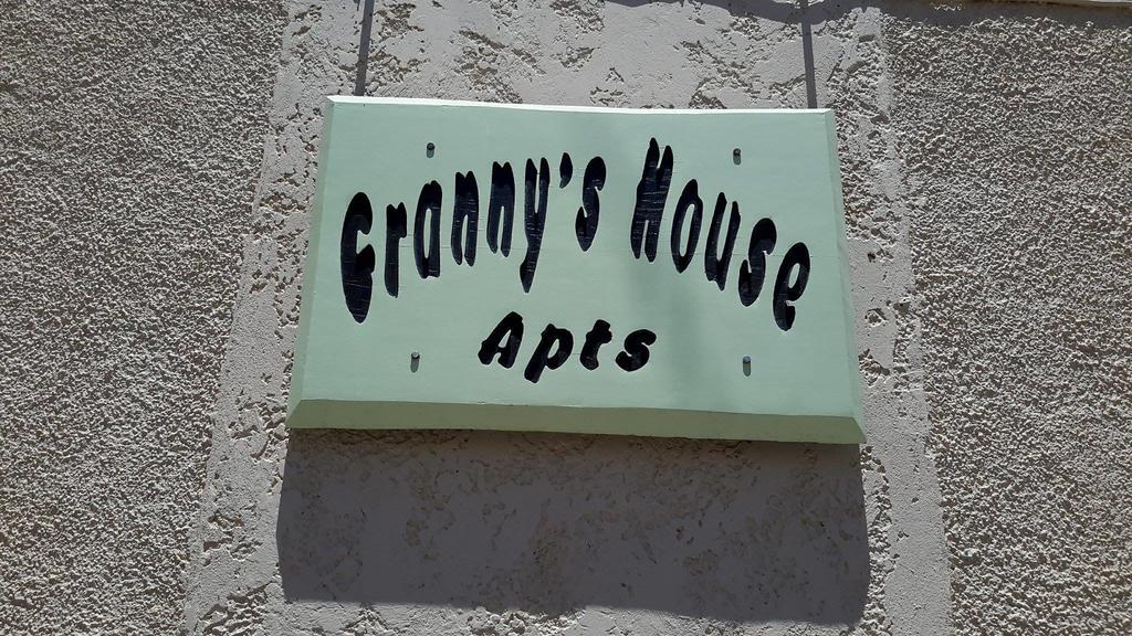 Granny'S House Apartment Palekastro Luaran gambar