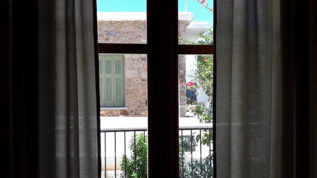 Granny'S House Apartment Palekastro Luaran gambar